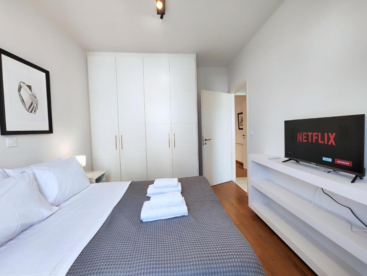 Apartment Niovis By